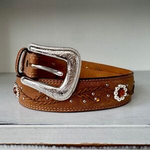 Justin Western Leather Belt Silver Engraved Buckle Amber Studs 32